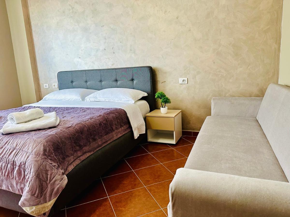 Family Suite Residence Vlorë Eksteriør billede